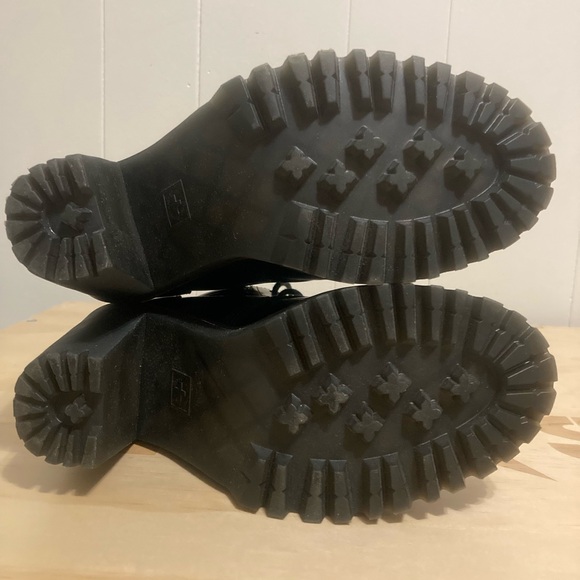 Dr. Martens Persephone Heeled Boots NWOT size 6 - Picture 7 of 10